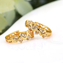 1pair-trendy-18k-gold-plated-hoop-earrings-women-gift-jewelry-crystal-rhinestone-hollow-wave-ear-stud-for-girl-lady BBL