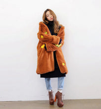 Appliques Letter Embroidery Hairy Shaggy Long Faux Fur Coat Women Lapel Faux Fur Long Coats Warm Outerwear