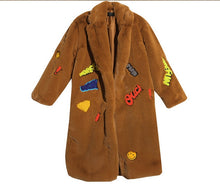 Appliques Letter Embroidery Hairy Shaggy Long Faux Fur Coat Women Lapel Faux Fur Long Coats Warm Outerwear