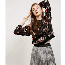 Black Contrast color Floral Print Sweatshirt Retro Women O neck Long Sleeve Loose Jumper Pullovers femme Tops