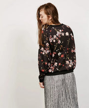Black Contrast color Floral Print Sweatshirt Retro Women O neck Long Sleeve Loose Jumper Pullovers femme Tops