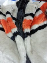 Contrast color Striped Hairy Shaggy Long Faux Fur Coat Women O neck Faux Mink Fur Long Coats Warm Outerwear