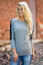 Women's Lace Cutout Women Shirts Long-sleeved Plus Size Casual Loose Blouse Shirts J4179