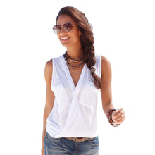 Style Womens Blouses Sexy Sleeveless Double Pocket Blusas Shirts Femininos V Neck Tops Casual Tops M0156