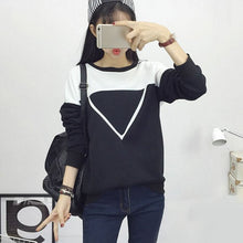 new-women-v-letter-pullover-sweatshirt-black-and-white-spell-color-patchwork-hoodies-tracksuit BBL