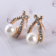 south-korea-jewelry-butterfly-earrings-pink-jewelry-earrings-alloy-opal-rhinstone-stud-ear-s1 BBL