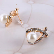 south-korea-jewelry-butterfly-earrings-pink-jewelry-earrings-alloy-opal-rhinstone-stud-ear-s1 BBL