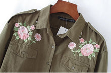 Boyfriend Style Army Green Flower Embroidery Shirt Lapel Long sleeve Pockets Blouse Tops Coat blusas chemise femme blusa