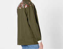 Boyfriend Style Army Green Flower Embroidery Shirt Woman Lapel Long sleeve Pockets Blouse Tops Coat blusas femme blusa