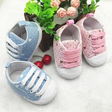 cute-love-polka-dot-print-crib-shoes-boys-girls-laces-up-anti-slip-sneaker BBL