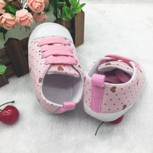 cute-love-polka-dot-print-crib-shoes-boys-girls-laces-up-anti-slip-sneaker BBL