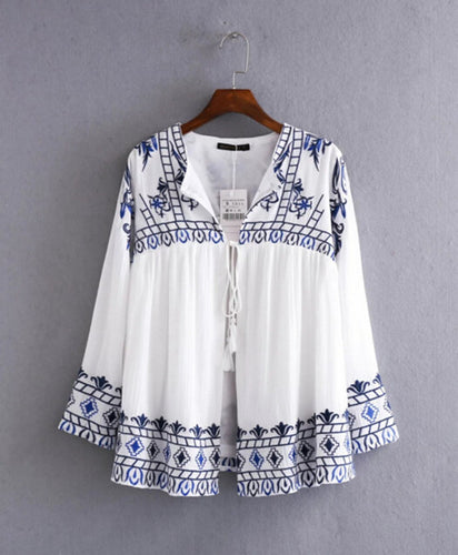 Ethnic Blue White Flower Embroidery Jacket Woman lacing up Strappy Tassel Kimono Jacket Sunscreen Fringed Short Coat