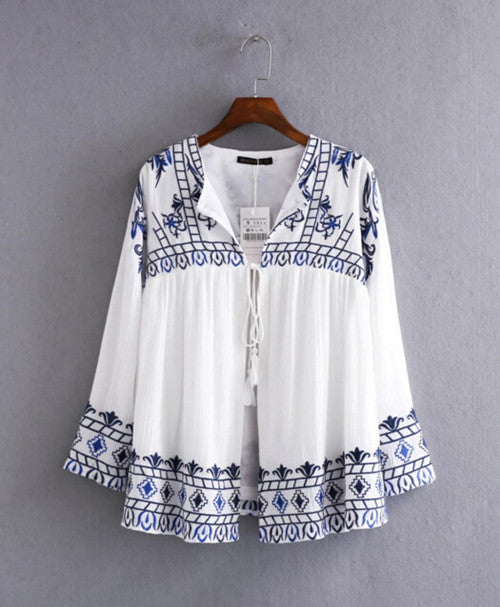 Ethnic Blue White Flower Embroidery Jacket Woman lacing up Strappy Tassel Kimono Jacket Sunscreen Fringed Short Coat