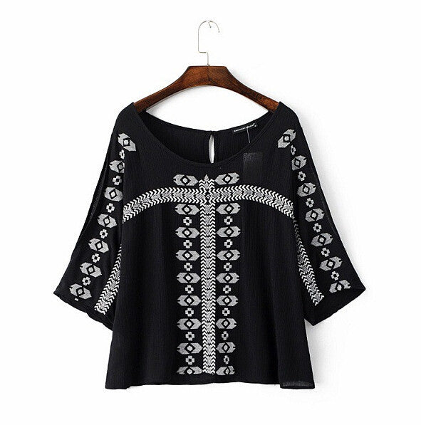 Ethnic Flare sleeve Flower Embroidery Shirt Large O neck Slit cuff Pullover Blouse Tops blusas femme blusa White Black