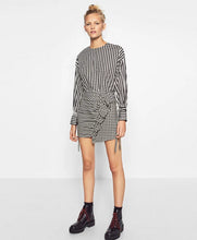 Irregular Ruffles On front Plaid Skirt Woman black white contrast color back zipper mini short Skirts Femme