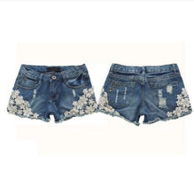 Lace Floral Beading Denim Shorts Retro Rivet Jean Shorts Flange Hole Short Feminino Washed Ripped Women Shorts XXL