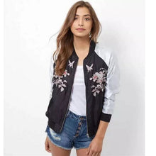 Harajuku Animal Bird Flower Embroidery Jacket Women Contrast color Sleeve Bomber Jacket Coat Pilots Couple Outerwear