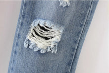 Harajuku Ripped Hole Flower Embroidery Denim Pants Woman Casual Jeans Femme Taille Haute Pantalon Pants Long Jeans Feminino