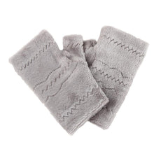 Women Girls Delicate Thick Warm Gloves Keyboard Leak Finger Gloves Fast Shipping