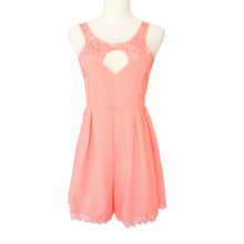 women-jumpsuit-lace-patchwork-hollow-out-o-neck-sleeveless-beach-playsuit-romper-macacao-feminino-pink-white BBL