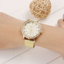 Geneva Women's Golden Stainless Steel Band Roman Rhinestone Dial Analog Quartz Wrist Watch Watches Relogio Feminino