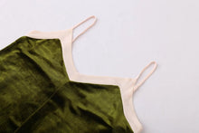 Sexy Backless Mesh V neck Sleeveless Velvet Dress Women Retro Velour Spliced Mesh Short Base Dress Amry green