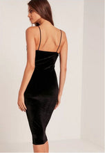 Sexy Red Rose Flower 3D Appliques Embroidery Spaghetti Strap Sheath Velvet Dress Vintage Woman Package Hips Dresses Black