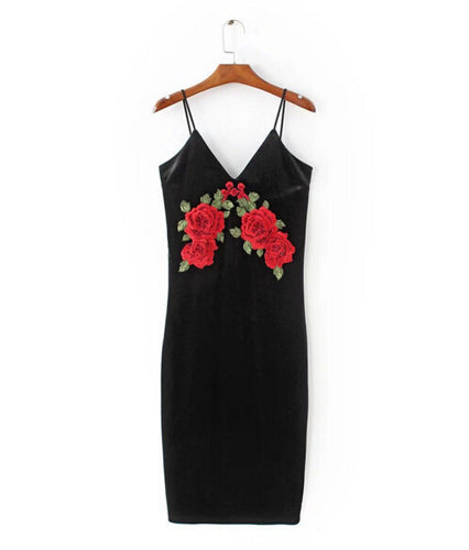 Sexy Red Rose Flower 3D Appliques Embroidery Spaghetti Strap Sheath Velvet Dress Vintage Woman Package Hips Dresses Black