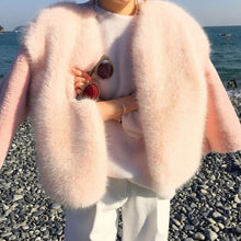 Stylish Long Hairy Spliced Short Hairy Sleeve Shaggy Faux Fox Fur Coat Woman Pink Faux Fur Jackets Short Outerwear