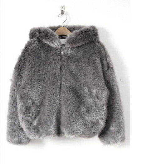 Stylish Loose Hooded Faux Fox Fur Jackets Woman Loose sleeve Keep Warm Faux Fur Thick Coat Outerwear