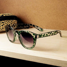 sun-glasses-for-women-men-unisex-round-sunglasses-rivet-plastic-frame-round-eyeglasses-eyewear-glasses BBL