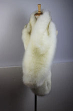 Trendy Hariy Shaggy Faux Fox Fur Warm Long Scarf Collar Women Faux Fur Collar Shawl Cap Scarves 16 Colors